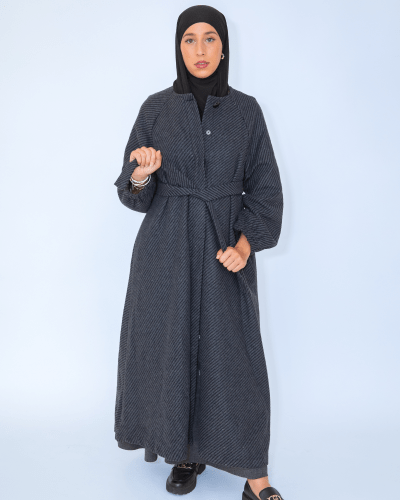 manteau long noir structuré Élégance intemporelle